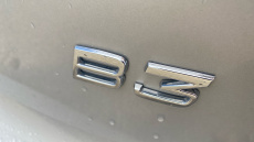 Volvo XC40 2.0 B3P Ultra Dark 5dr Auto Petrol Estate